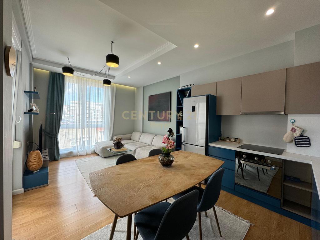 Jepet me Qira Apartament 1+1 pranë 21 Dhjetorit, Tiranë