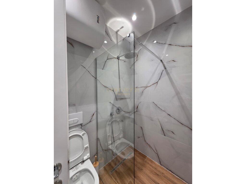 Appartamento 2+1 In Affitto in Via Mine Peza, Tirana - 1000€ | 90 m²