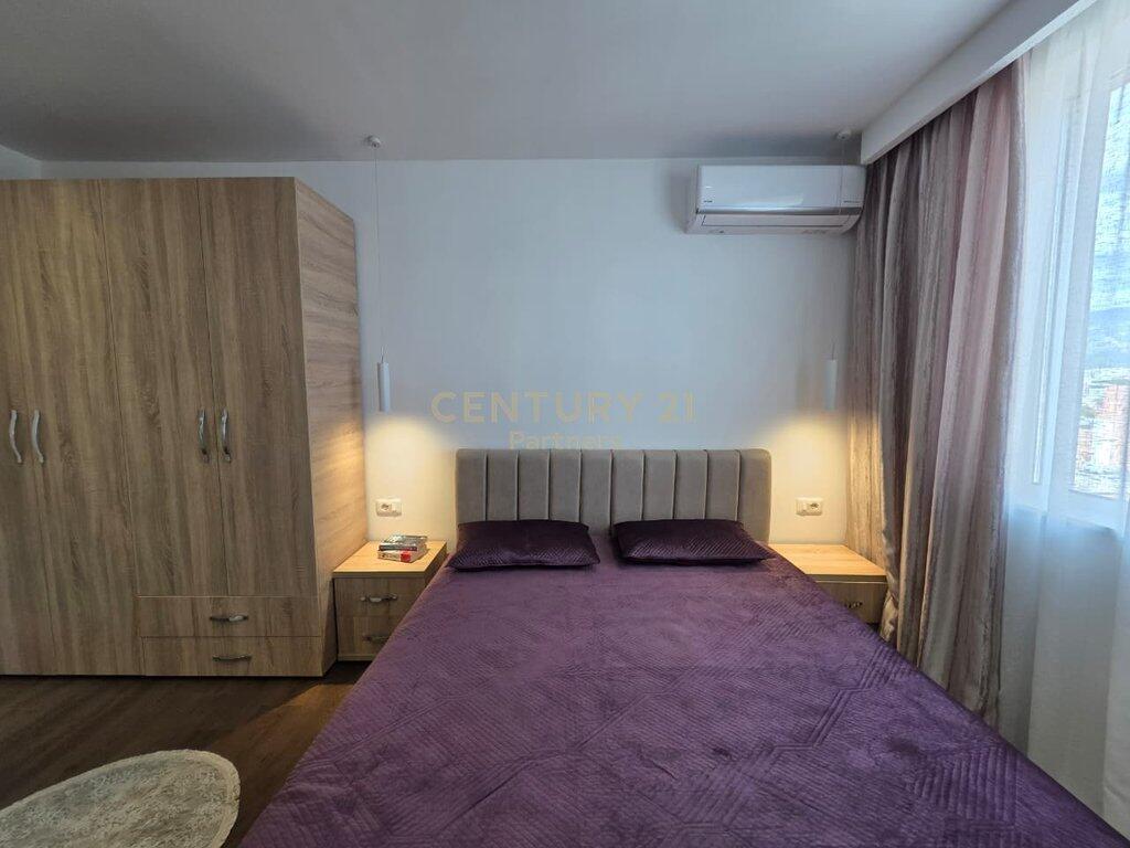 Appartamento 2+1+2 in Affitto in Via Mine Peza, Tirana - 1000€ | 90 m² (pronto per AirBnB)