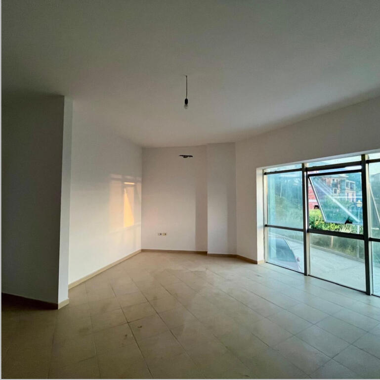 APPARTAMENTO 1+1 IN VENDITA A VLORE