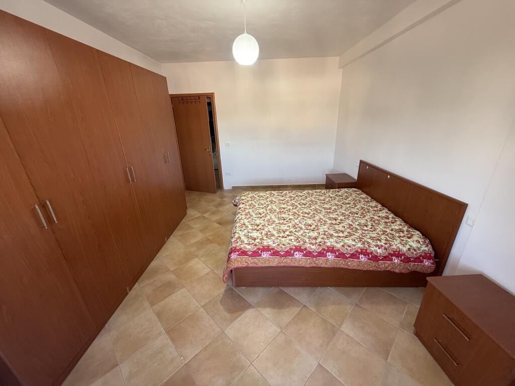 Vendo l'appartamento alla ruota rossa