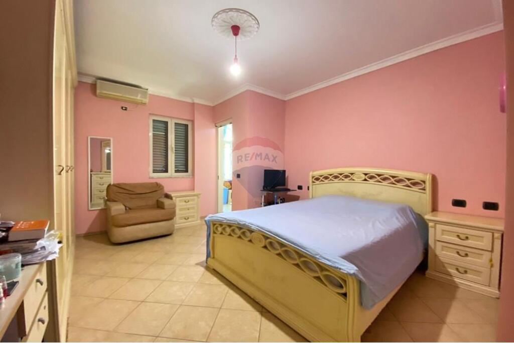 Apartament 2+1 per qira tek Liqeni i Tiranes!.
