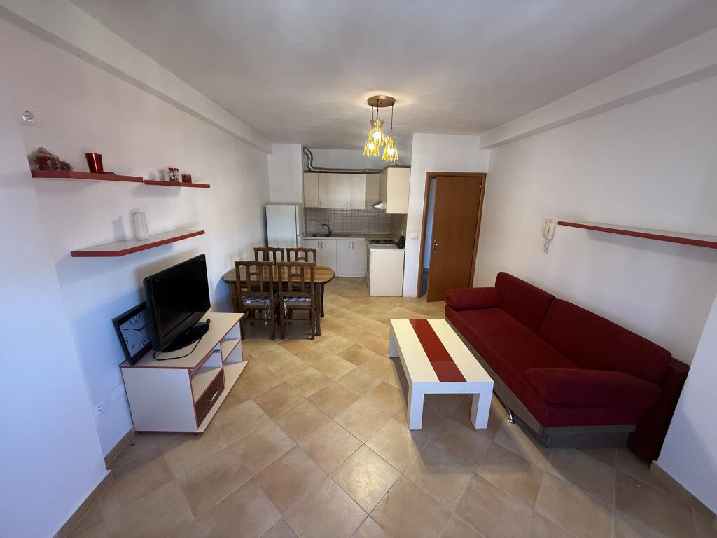 Vendo l'appartamento alla ruota rossa