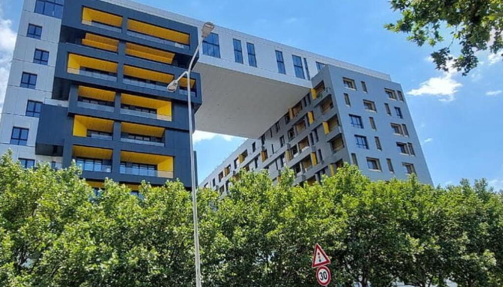 🏢 Appartamento 1+1 in Vendita – Square 21