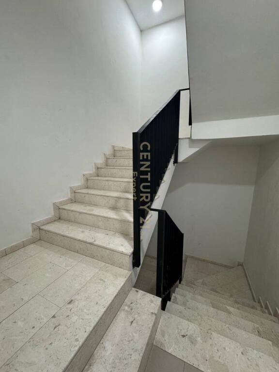 Në shitje apartament 1+1 modern në zemër të zhvillimit të ri – Ish Fusha e Aviacionit