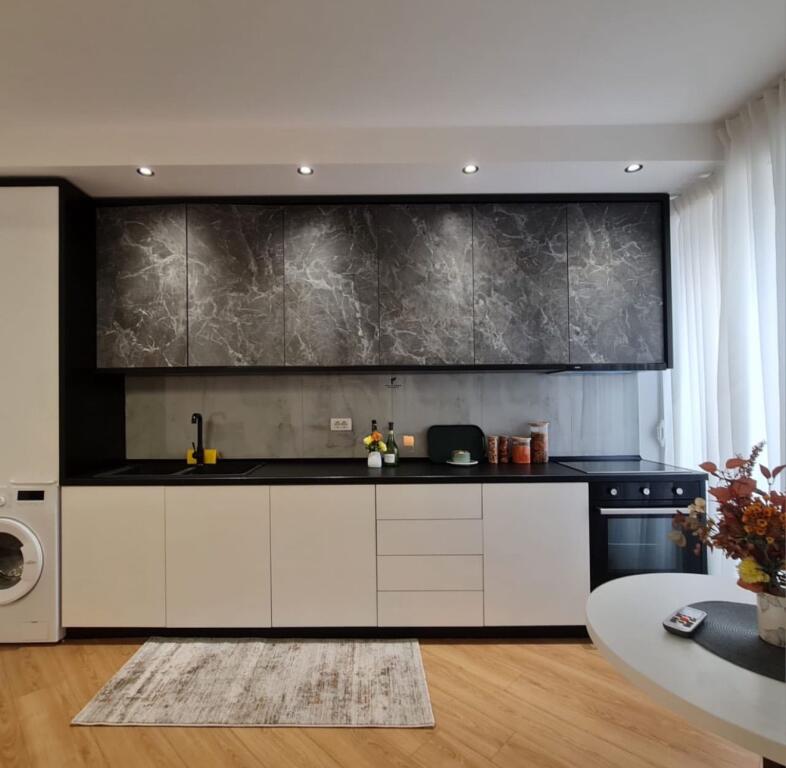 SHITET GARSONIERE 35 M2 KOMUNA E PARIST 85.000 EURO