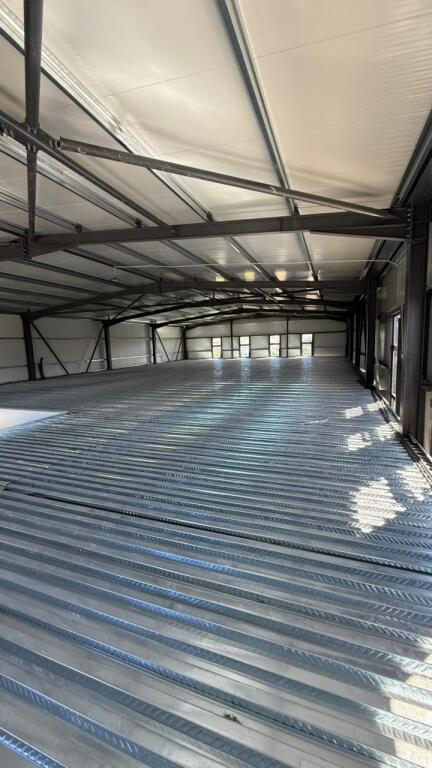 INDUSTRIAL WAREHOUSE FOR RENT – LAKNAS 📍 300 m from Rruga e Rinasit