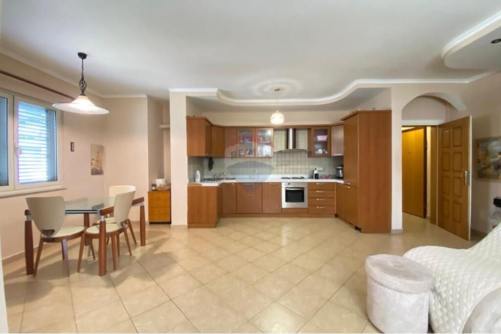Apartament 2+1 per qira tek Liqeni i Tiranes!.