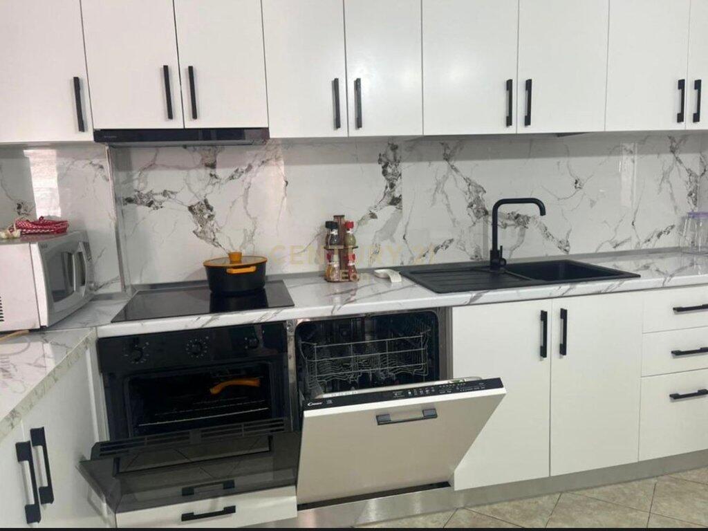 FOR RENT 2+1 APARTMENT AT THE FORMER DISTRICT IN DURRES!