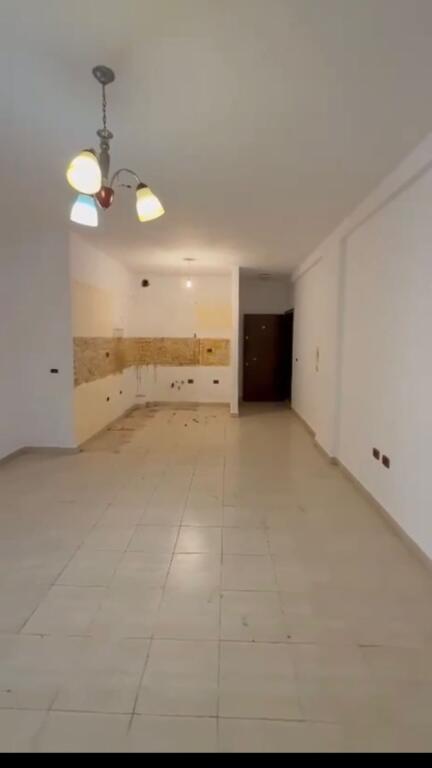 Apartment 3+1 for sale, Near Kodra e Diellit, Super Location