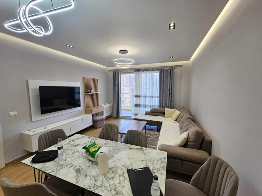 Apartament me Qera 2+1 tek Ish Fusha e Aviacionit (ID B2201515) Tirane