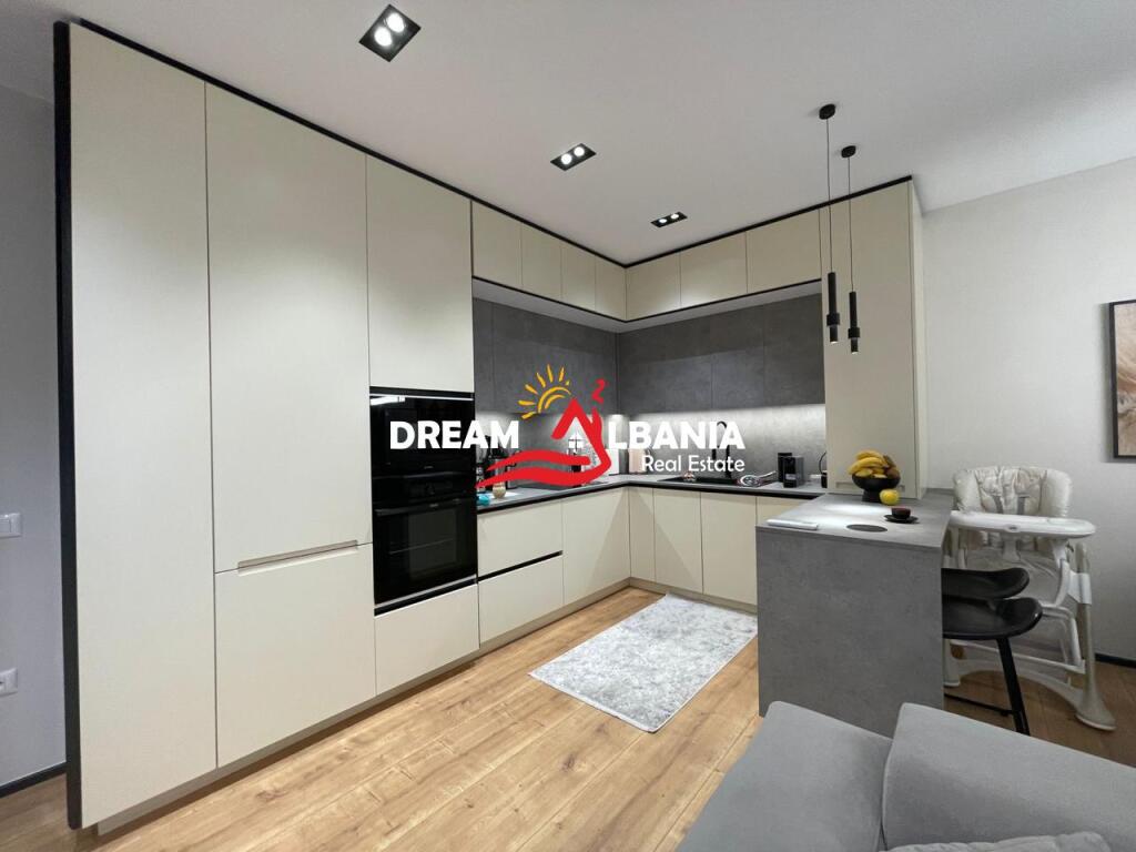 2+1 apartment for sale at the Dry Lake in Tirana(ID 41211982)