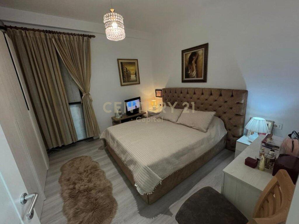 Appartamento 2+1+2 in vendita presso l'ex Ristorante Durresi