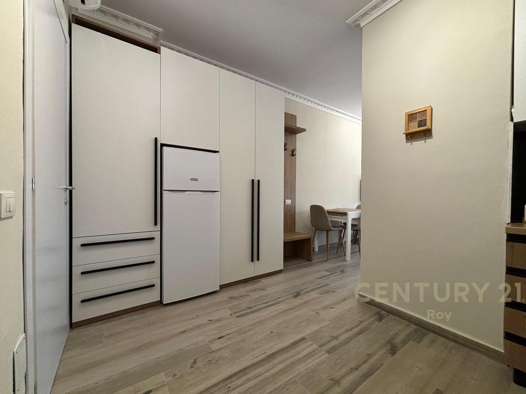 AFFITTASI STUDIO ALLA PRIMA STAZIONE, SPIAGGIA!