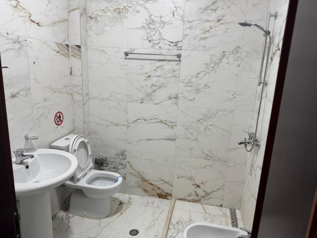 🏢 Spazio per Ufficio in Affitto – Piazza “Willson”, Bllok