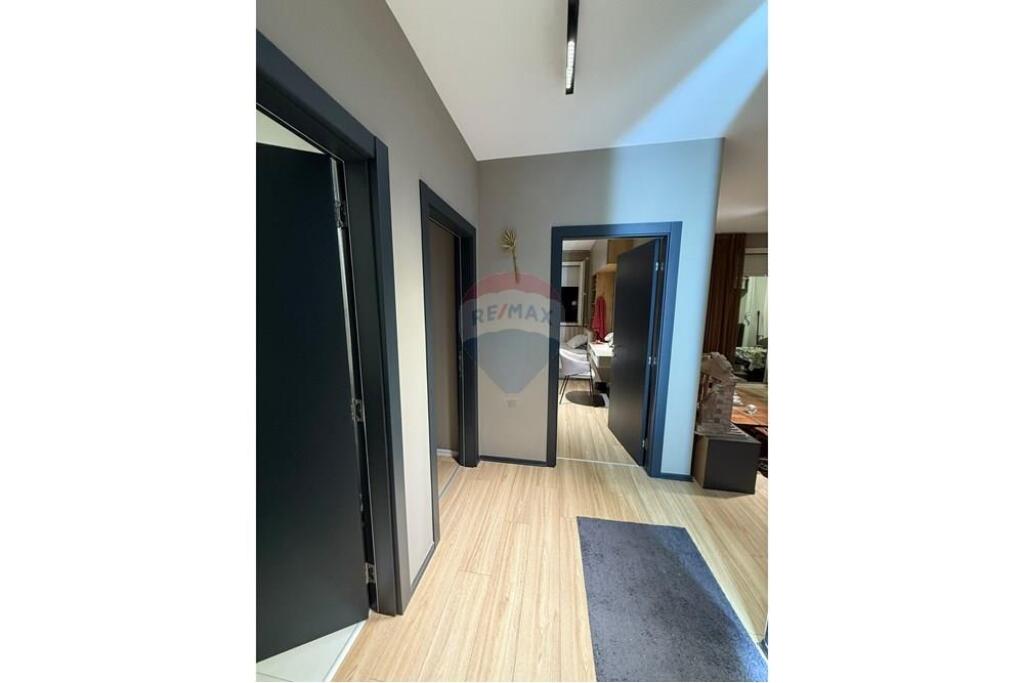 Shitet Apartament në Kompleksin Fiori di Bosco!