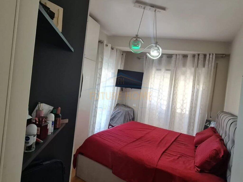 SHITET APARTAMENT 2+1 , MATERNITETI I RI
