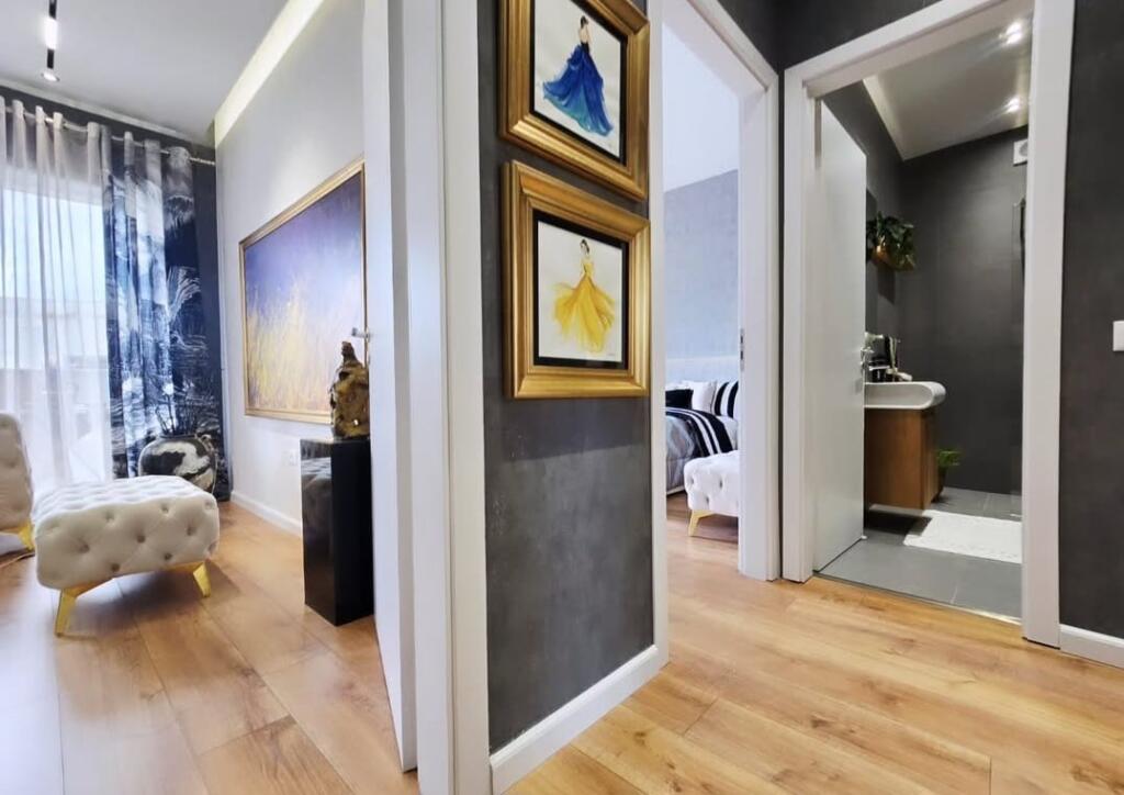 VASIL SHANTO , super location !! In vendita appartamento:  1+1