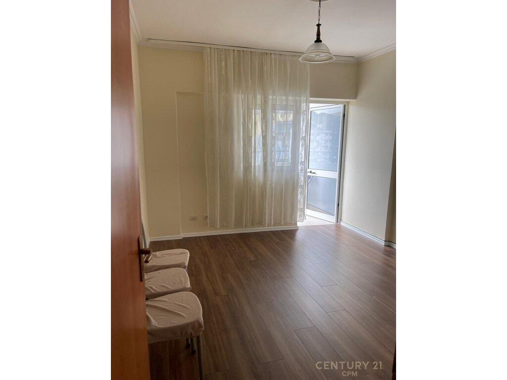APARTAMENT 2+1 PER QIRA NE KOMUNE TE PARISIT 700 € /Muaj