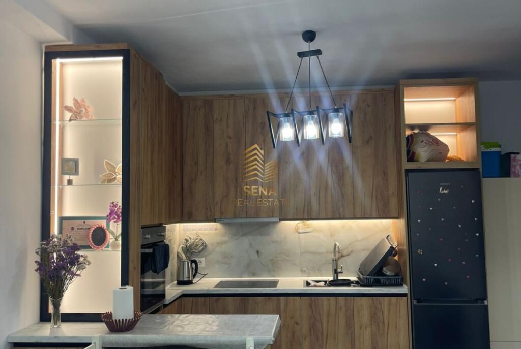 Affitto, Appartamento 1+1+blk+P, Yzberisht, Di fronte American 3,50.000 ALL/Mese