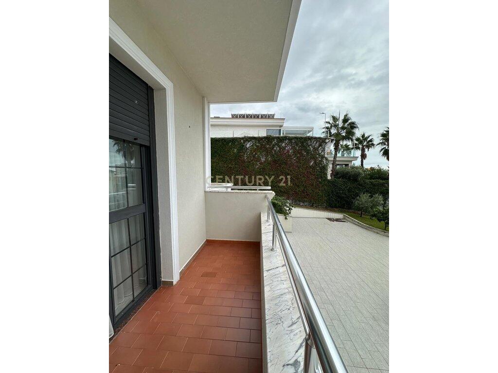 SI AFFITTA IL SECONDO PIANO DI UNA VILLA, PLEPA DURRËS !!