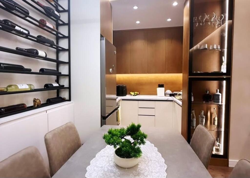 Vicino al Ristorante Muraga a Fresk Vendo super appartamento: 2+1