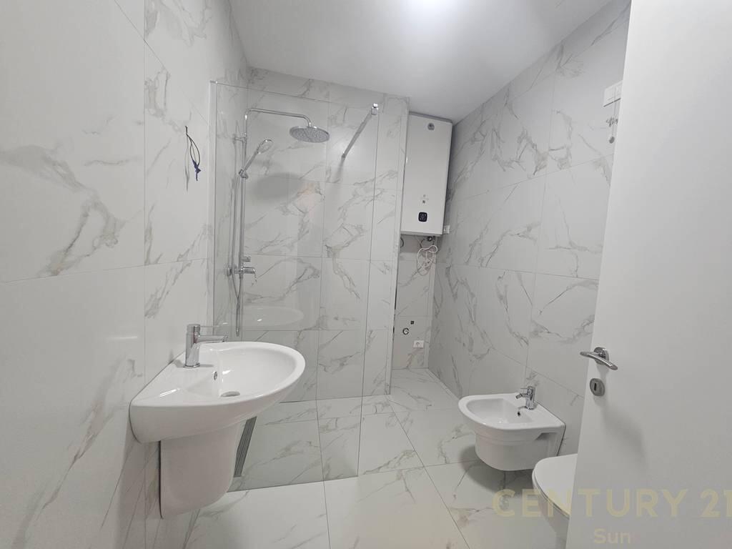 OFFICE  PARKING SPACE FOR RENT IN LAKE VIEW RESIDENCES.