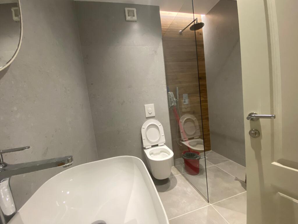🏡 Jepet me Qira Apartament 1+1 – Rruga e Bogdanëve, Tiranë