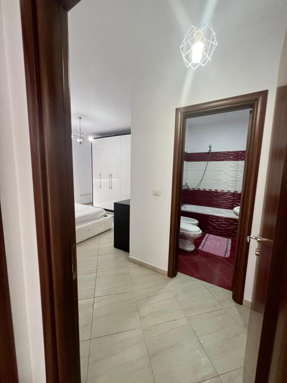 APPARTAMENTO IN AFFITTO 2+1+2+posto auto