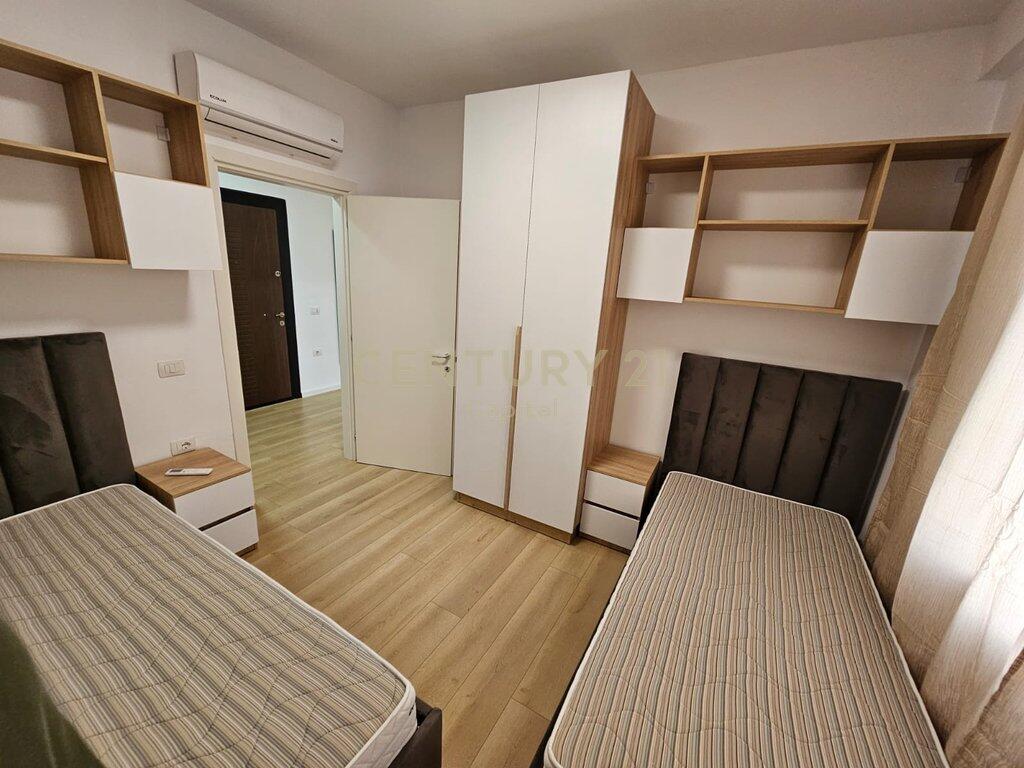 Appartamento 2+1 in affitto presso l'ex Campo di Aviazione, Tirana CAPITAL124527
