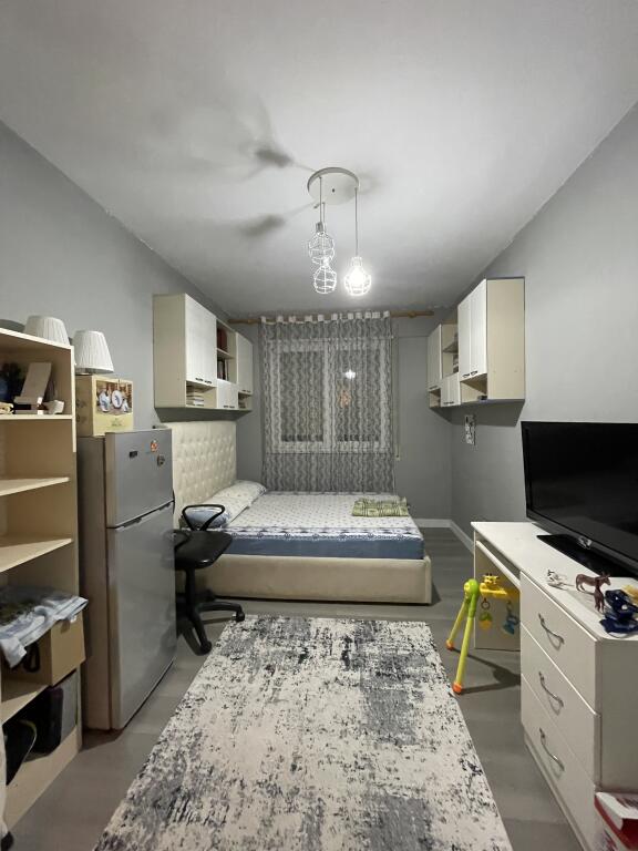 Appartamento 2+1+2 in vendita presso i Palazzi Cabej, Misto Mame