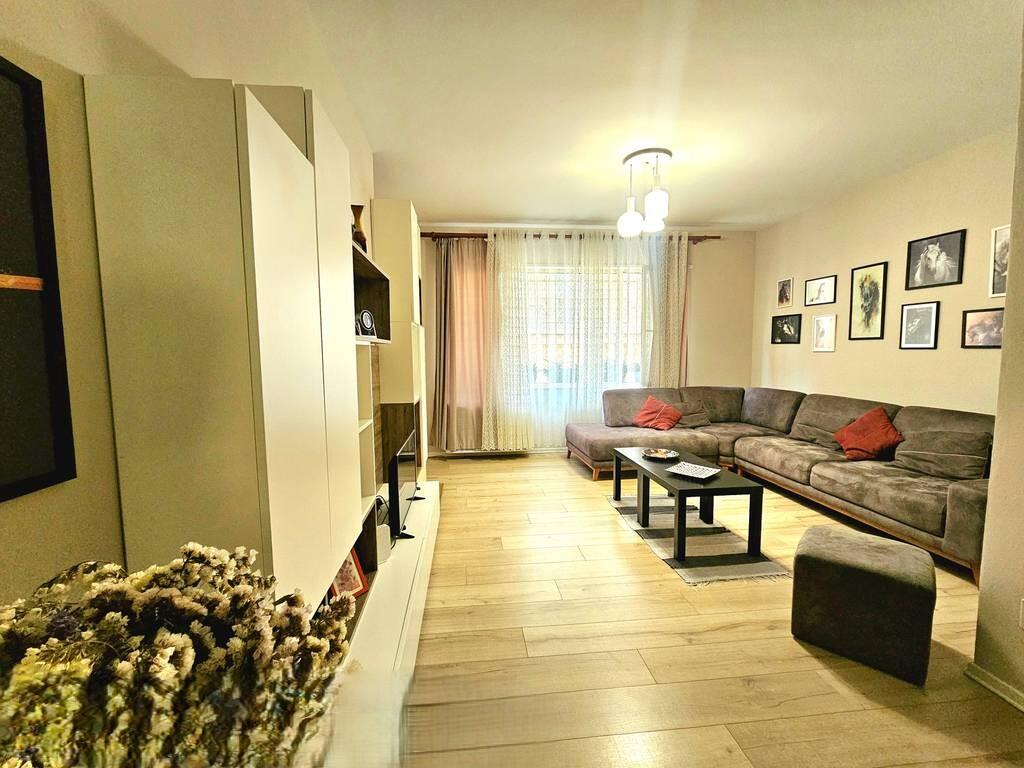 APARTAMENT 2+1+ GARAZH PER QIRA PRANE KOPSHTIT ZOOLOGJIK 800 € /Muaj