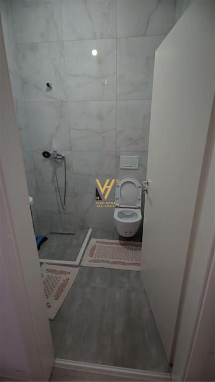 VENDESI APPARTAMENTO 2+1+BLK A KOM.MANGALEM, ALI DEMI 176.000 EURO