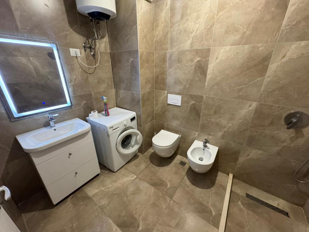 Apartment 1+1 for rent  Address: Ali Demi Kompleksi Magalem  Furnished  4th floor  Price 400€ per month