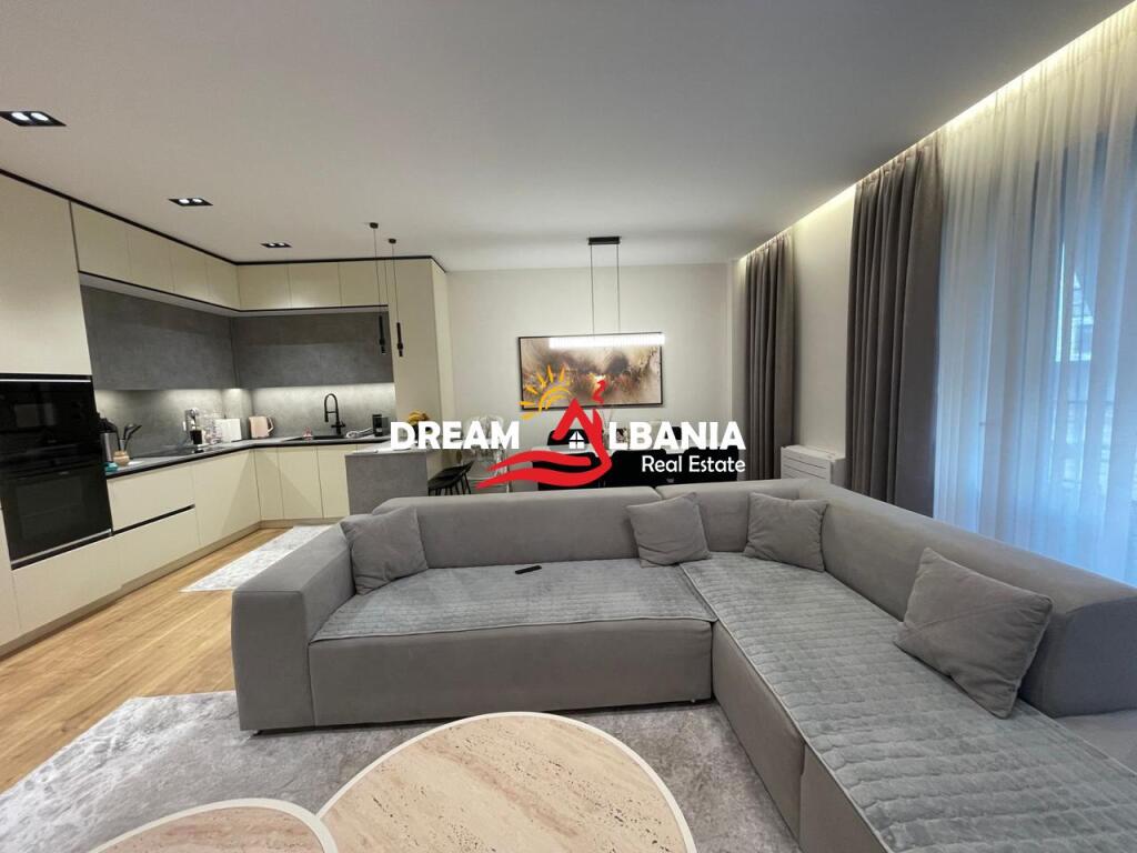 2+1 apartment for sale at the Dry Lake in Tirana(ID 41211982)