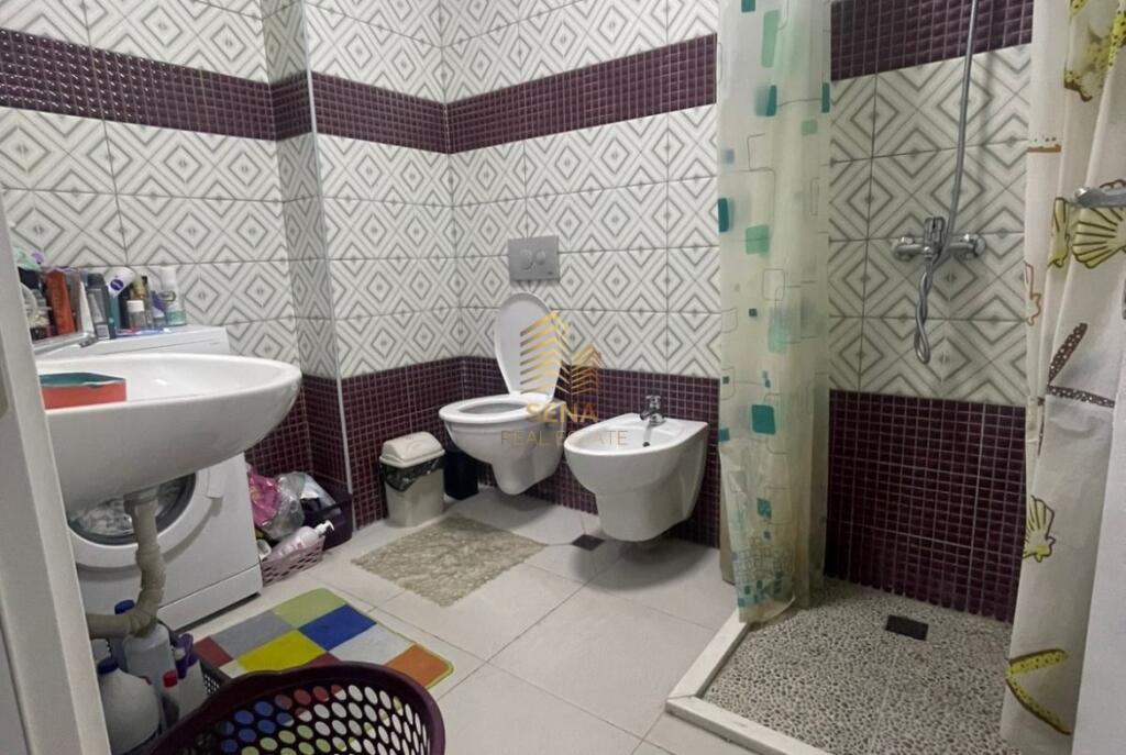 Affitto, Appartamento 1+1+blk+P, Yzberisht, Di fronte American 3,50.000 ALL/Mese