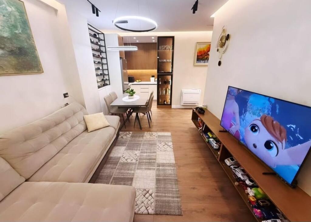 Vicino al Ristorante Muraga a Fresk Vendo super appartamento: 2+1