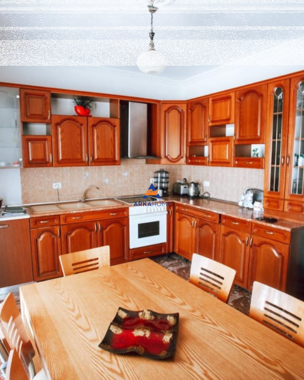 JEPET ME QERA APARTAMENT 3+1+BALLKON "TE 5 MAJI, CONCORD" 550 EURO