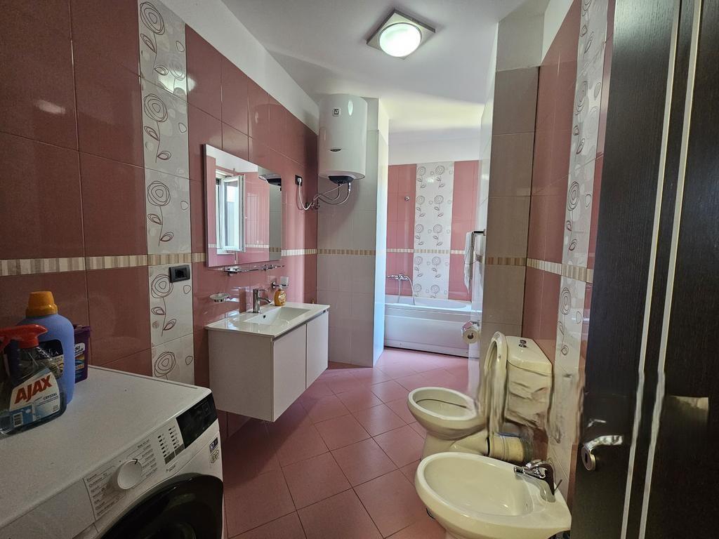 AFFITTASI APPARTAMENTO 3+1+2 A XHAMLLIK! 750 € /Mese
