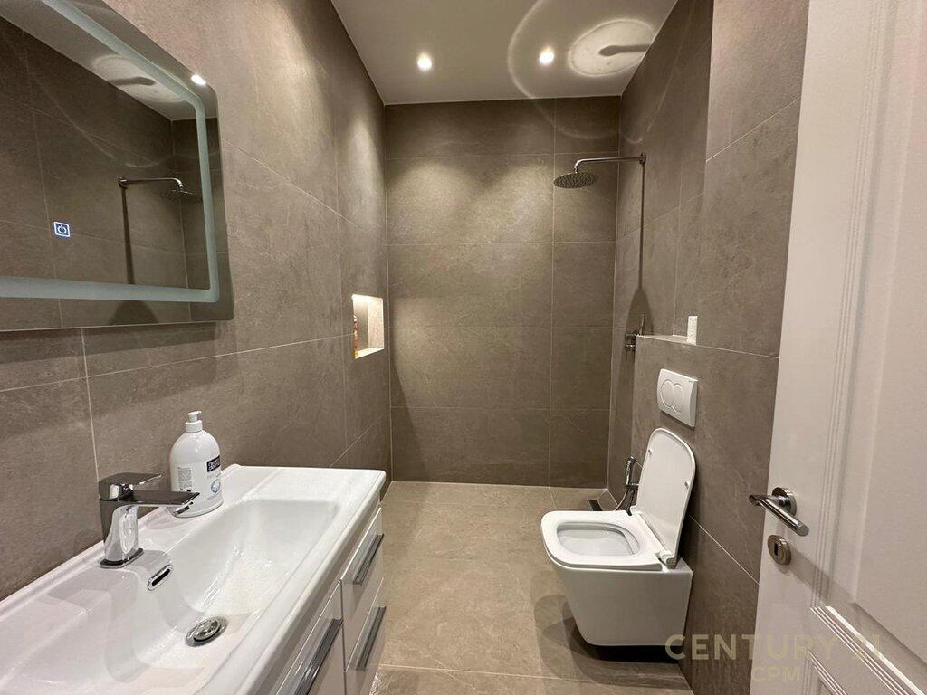 Ne Komunen E Parisit Japim Me Qira Apartament 2+1+2! 1,000 € /Muaj