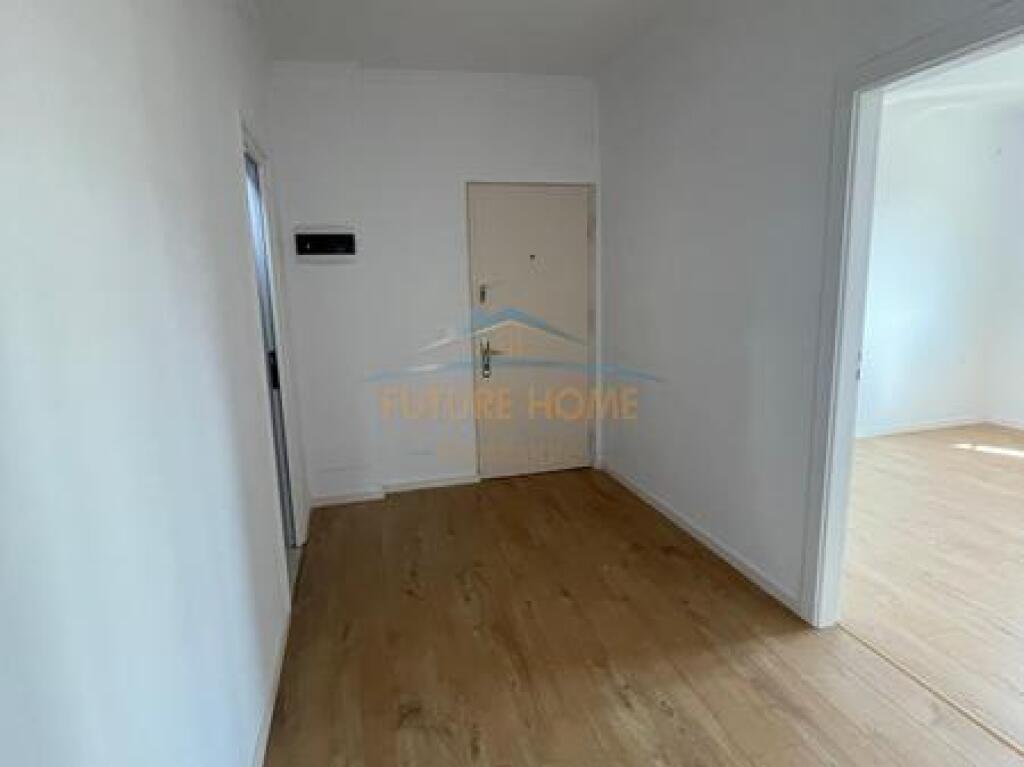 Shitet, Apartament 2+1, Ali Demi, Tirane.