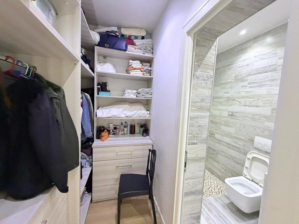 KAFE FLORA, VENDIAMO APPARTAMENTO 3+1 250,000 €