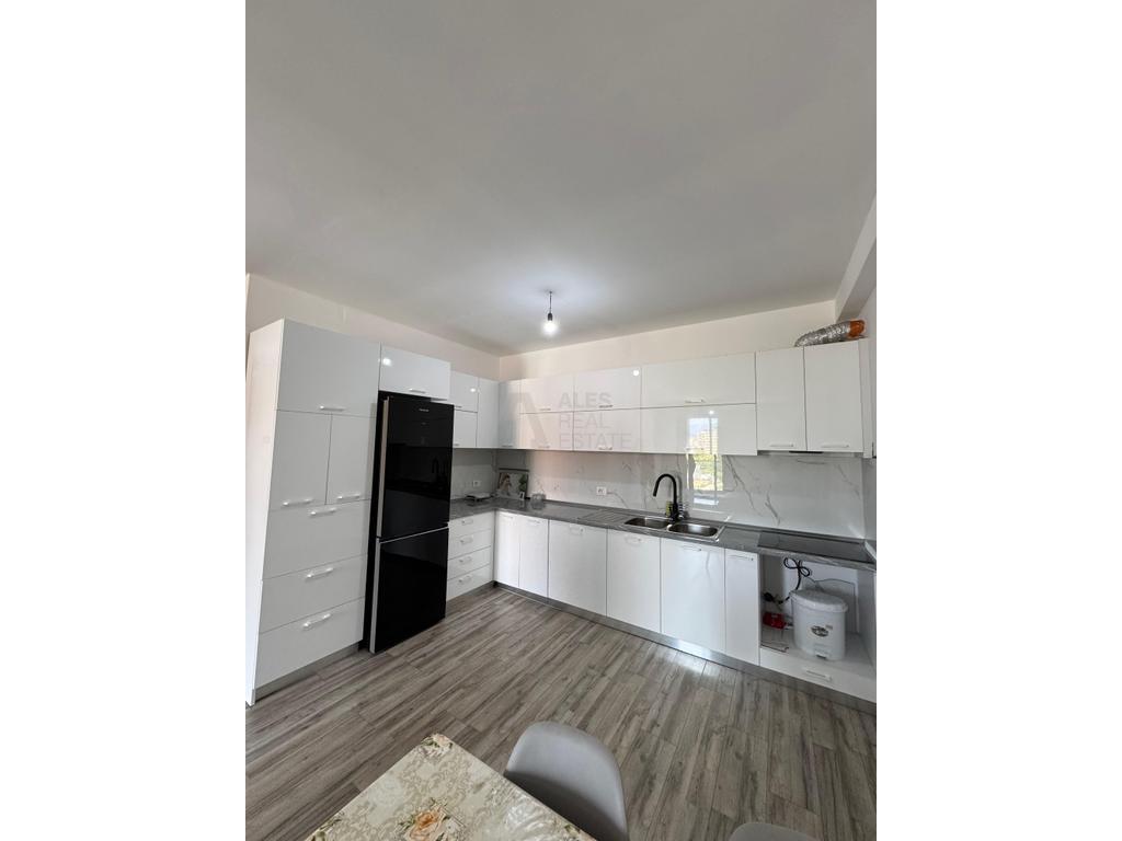 Appartamento 2+1 con parcheggio in affitto – Unazë e Re, Residenza Future Home