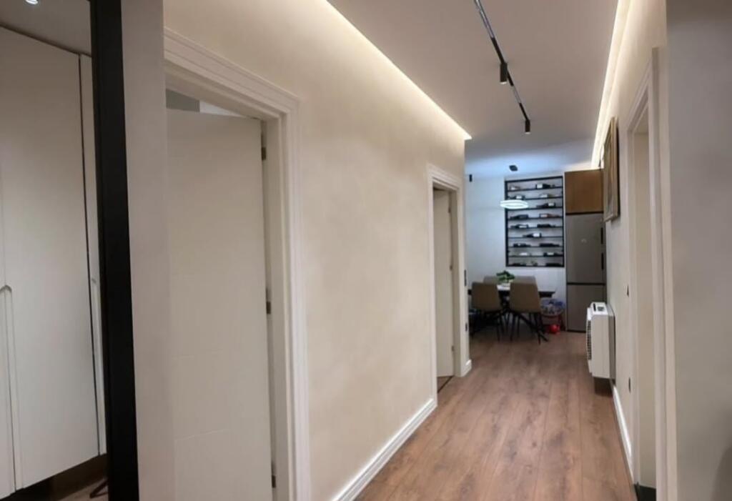 Vicino al Ristorante Muraga a Fresk Vendo super appartamento: 2+1