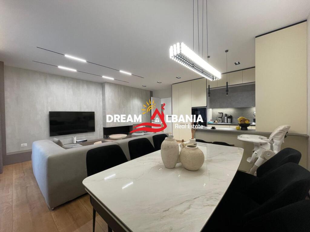 2+1 apartment for sale at the Dry Lake in Tirana(ID 41211982)