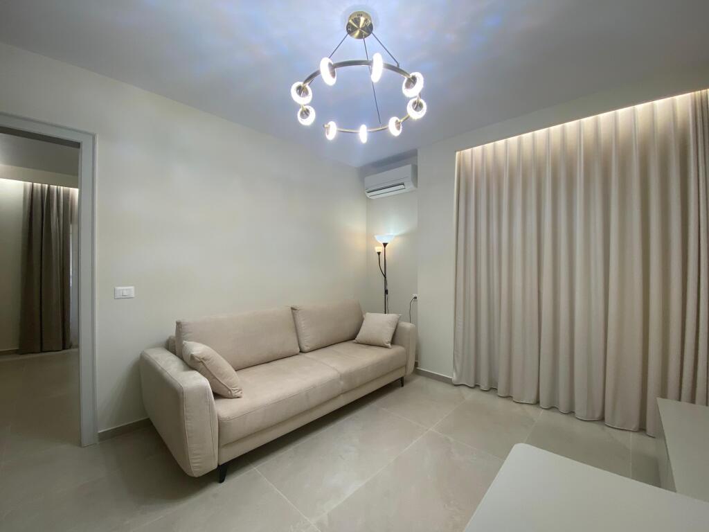 🏡 Jepet me Qira Apartament 1+1 – Rruga e Bogdanëve, Tiranë