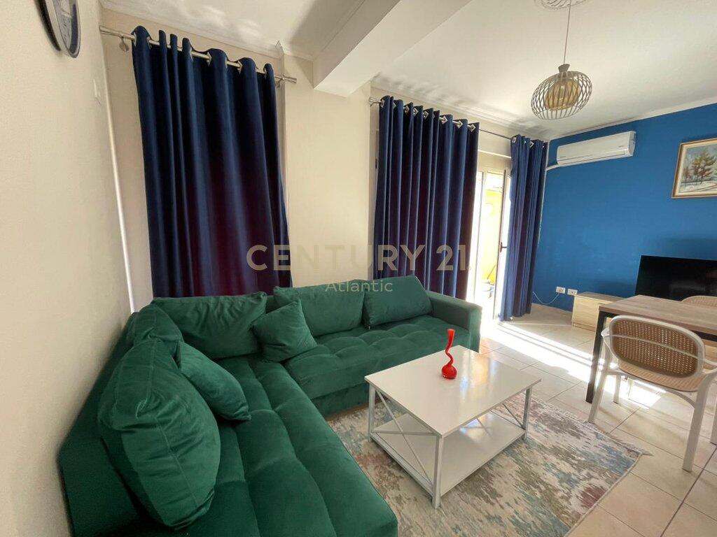 Appartamento in affitto 2+2 con veranda e vista mare – Complesso Rotondo, Plepa, Durrës !!