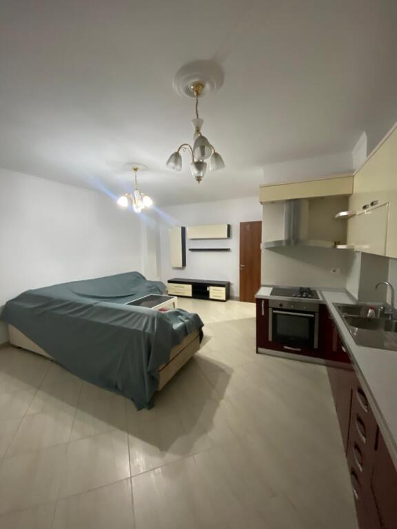 Affittasi appartamento 2+1+2 a Kamez /500 euro