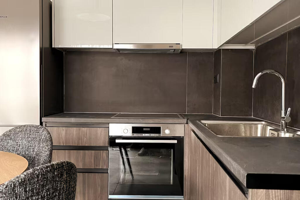 Appartamento In Affitto 1+1 Presso Komuna e Parisit (ID B2101290) Tirane