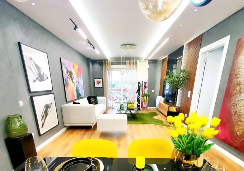 PRANE LIQENT, PA MALORE Shesim super apartament 2+1+2